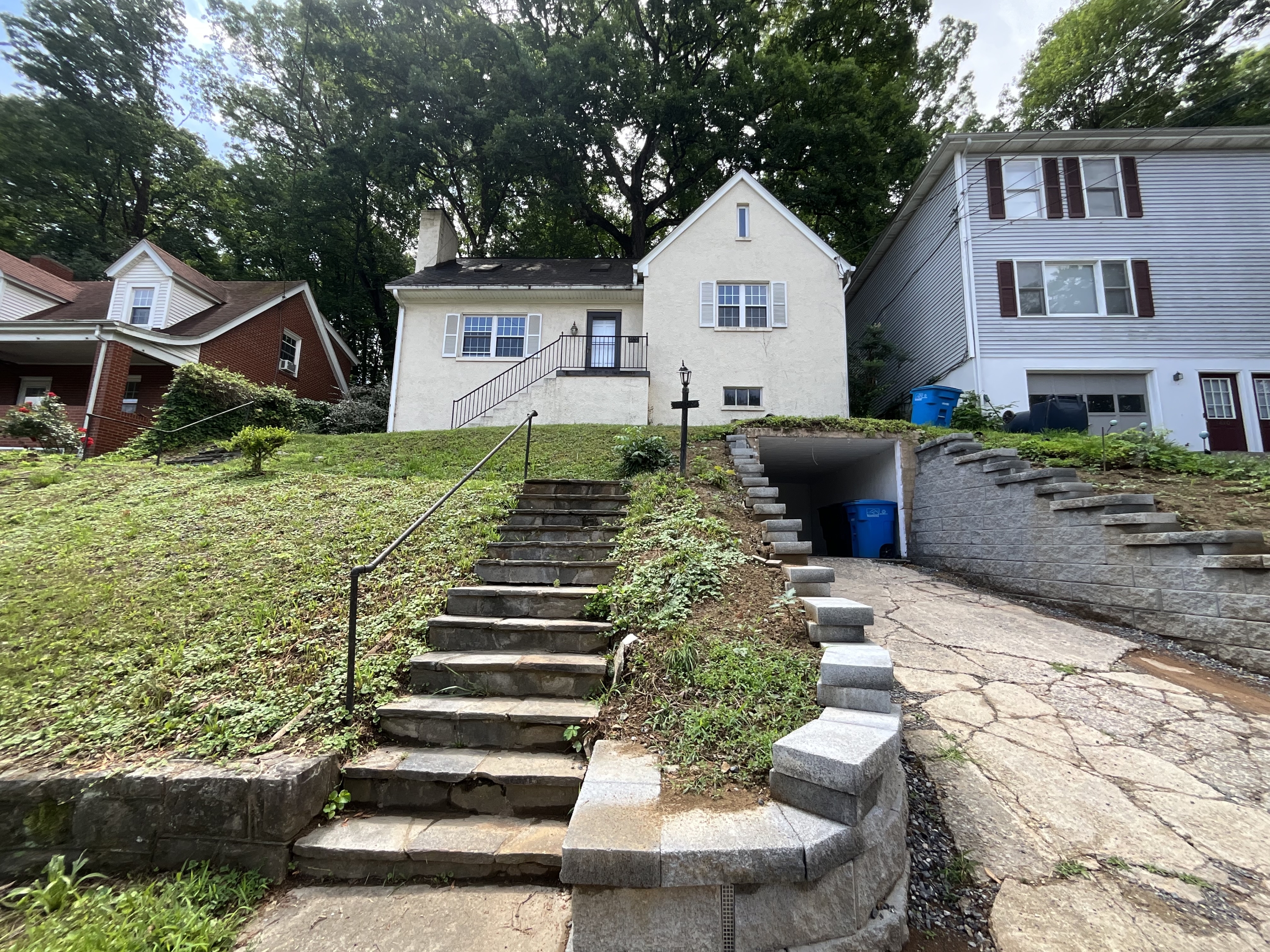 1608 Main Street Southwest